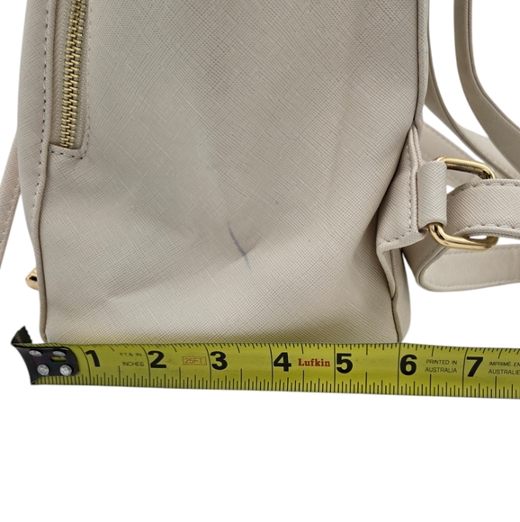 Wink Kangaroo Backpack Purse Bag Winter White Side Zippers Adjustable Straps - Picture 14 of 16